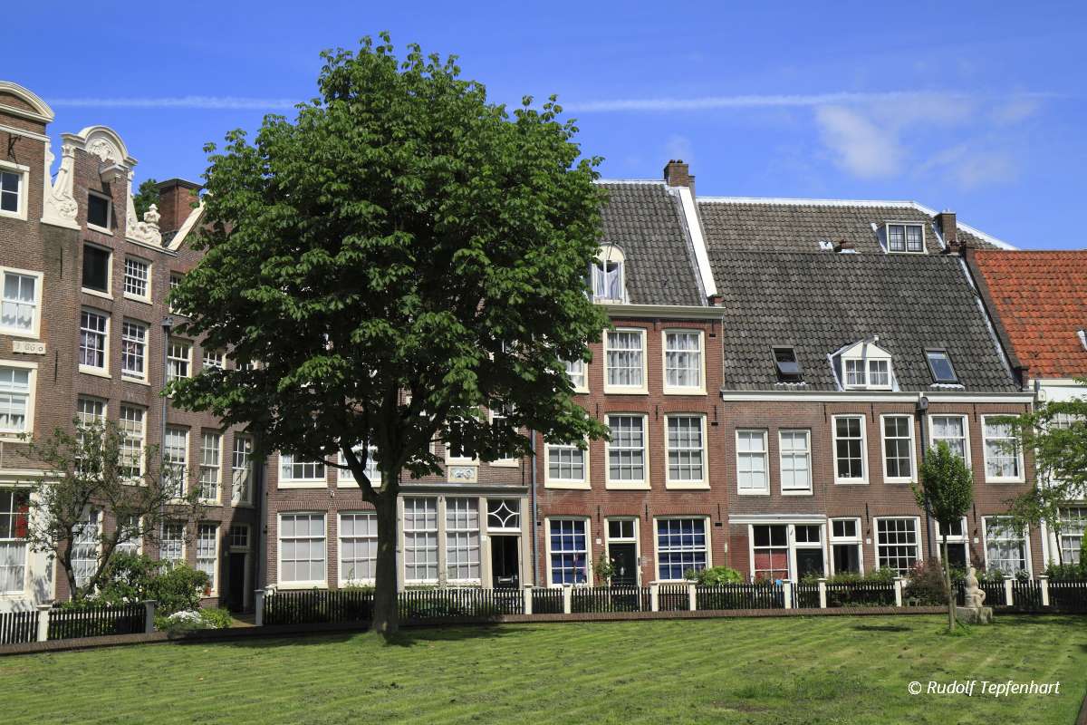 Begijnhof in Amsterdam, Netherlands