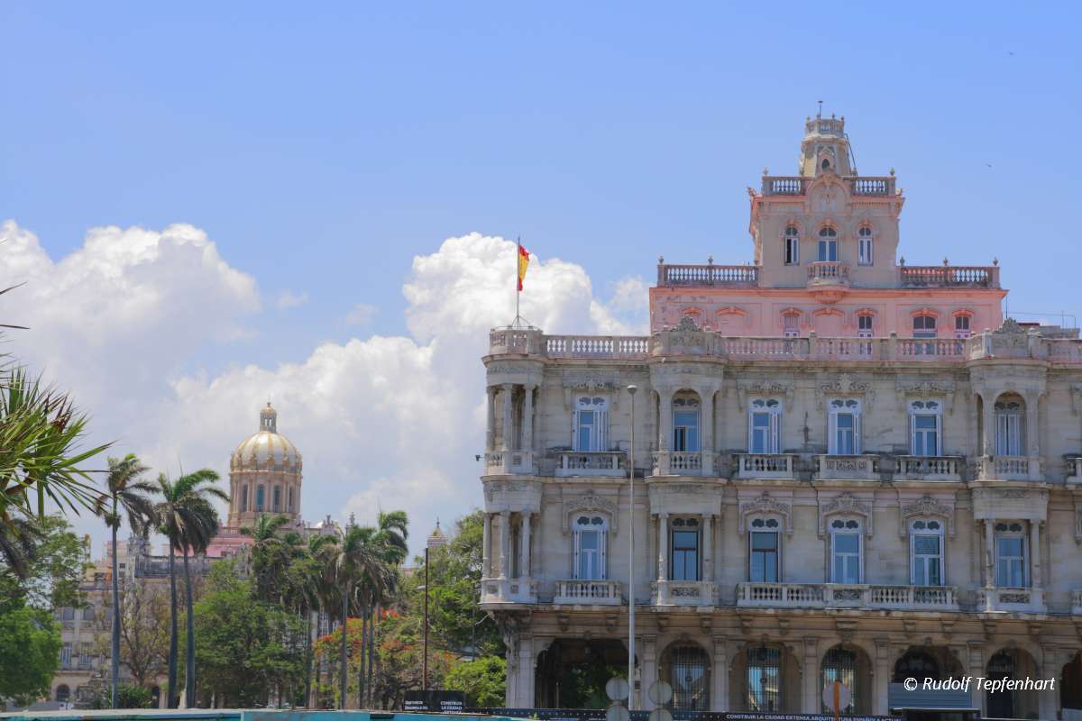 Colonial buildings in Havana