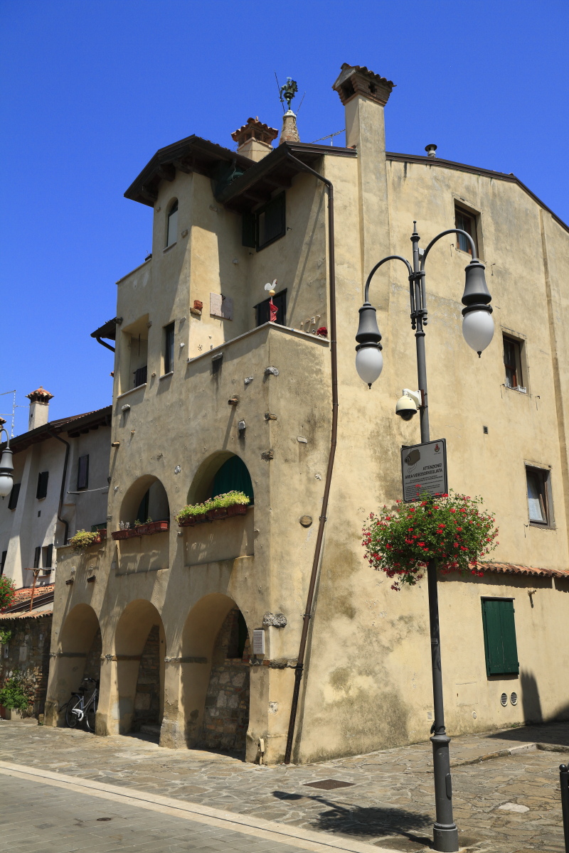 07.18 Friaul  MG 1100