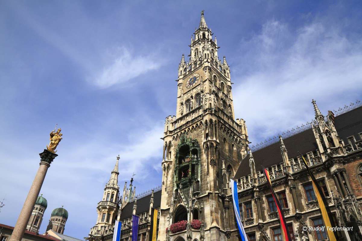 New Town Hall (Rathaus) in Marienplatz