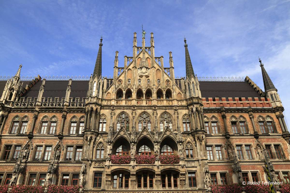 New Town Hall (Rathaus) in Marienplatz