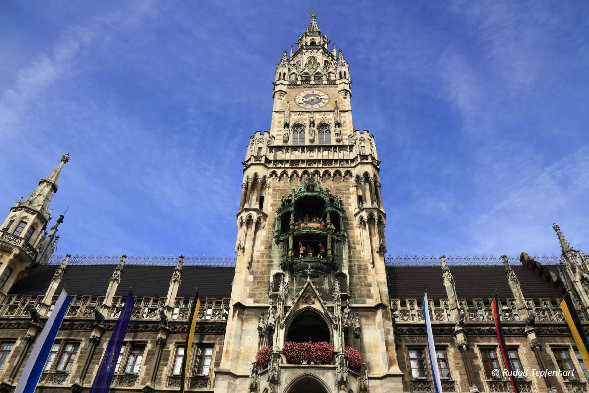 New Town Hall (Rathaus) in Marienplatz