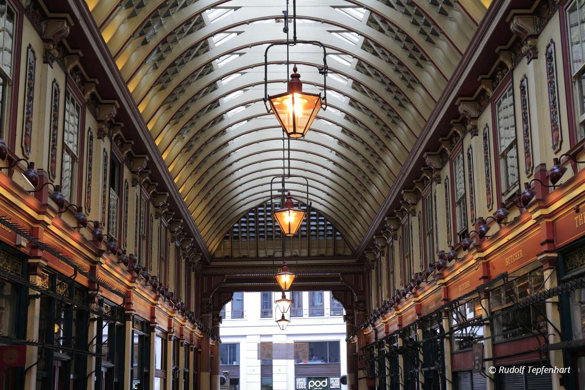 Leadenhall market covered shopping arcade