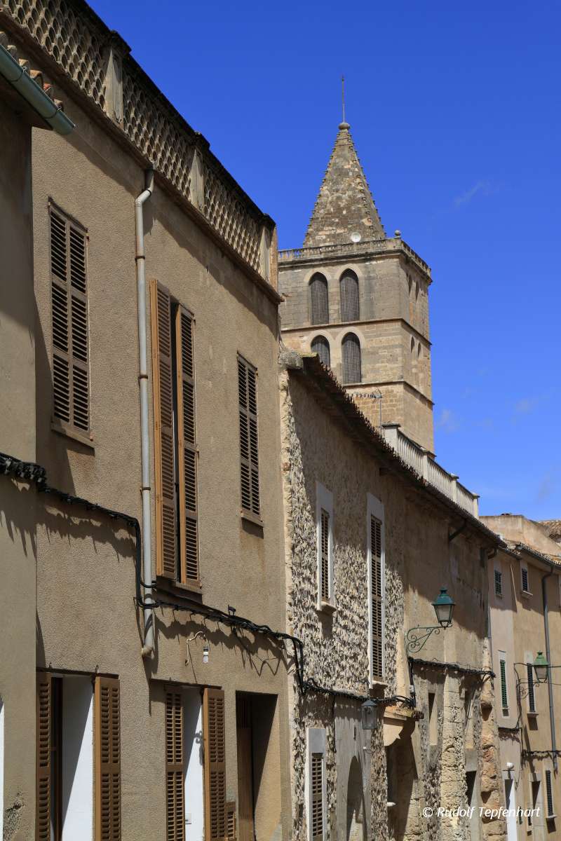 Beautiful street, Mallorca, Spain