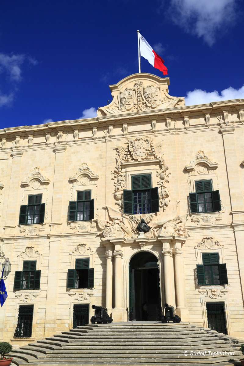 Auberge de Castille in Valletta, Malta