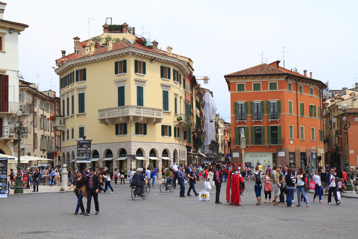 06.01 Verona  MG 7500